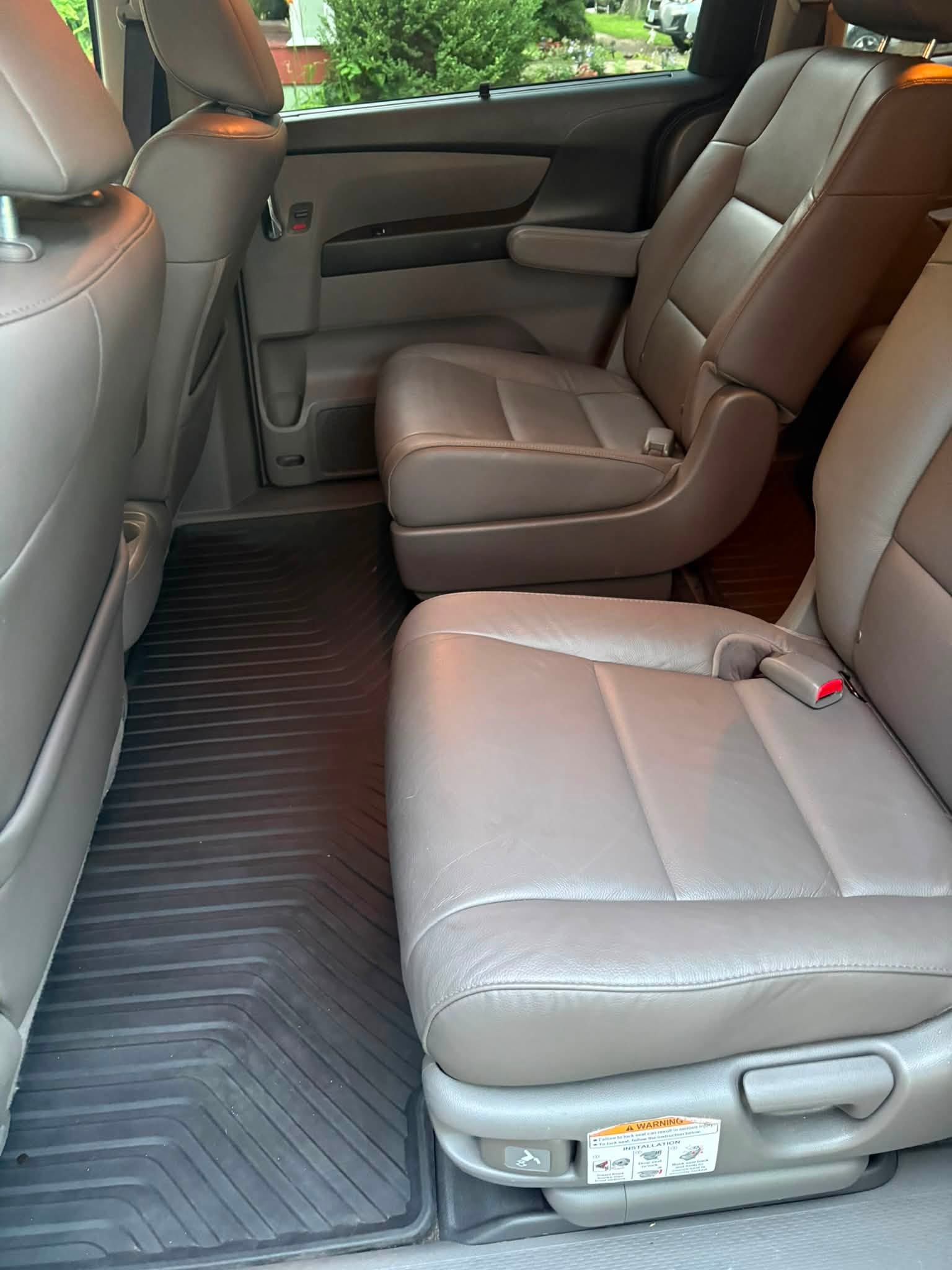 Honda interior after detailing